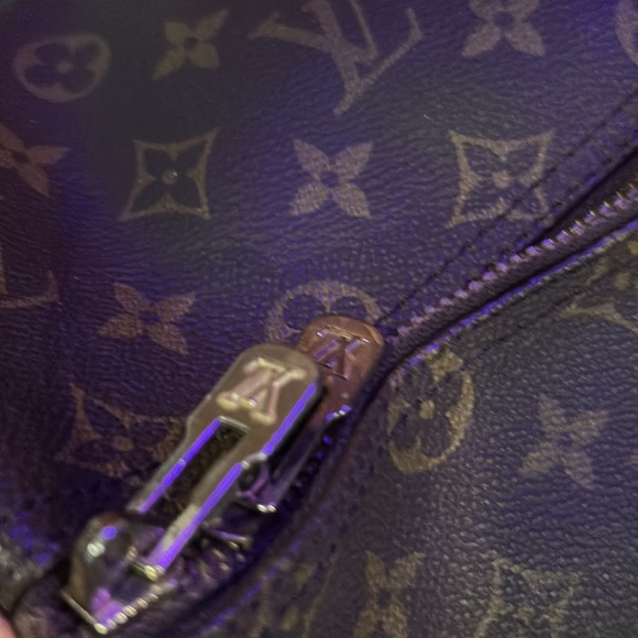 Gorgeous- Louis Vuitton Keep all 45 - Picture 9 of 16